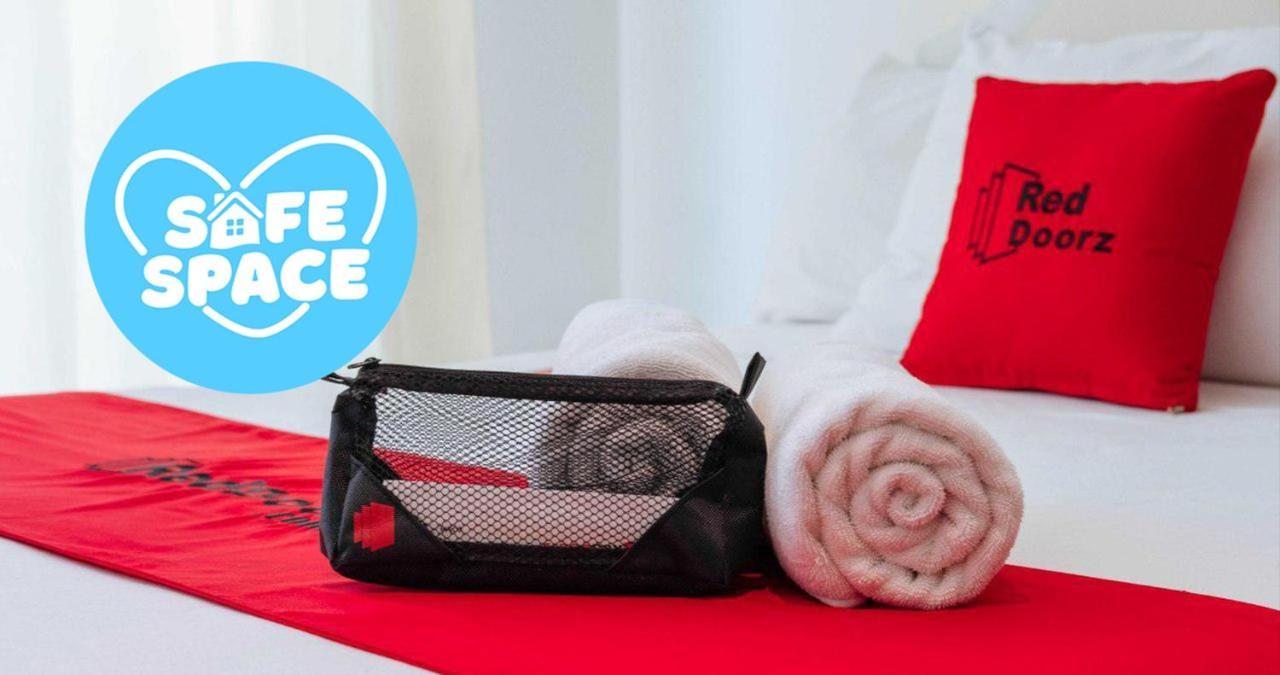 Reddoorz Plus Near Naia Expressway 帕赛 外观 照片